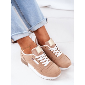 Chaussures De Sport Baskets Beige Vendredi 1