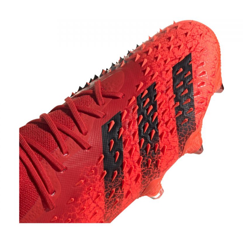 Chaussures de foot Adidas Predator Freak.1 Low Sg M FY6267 rouge noir rouge 2