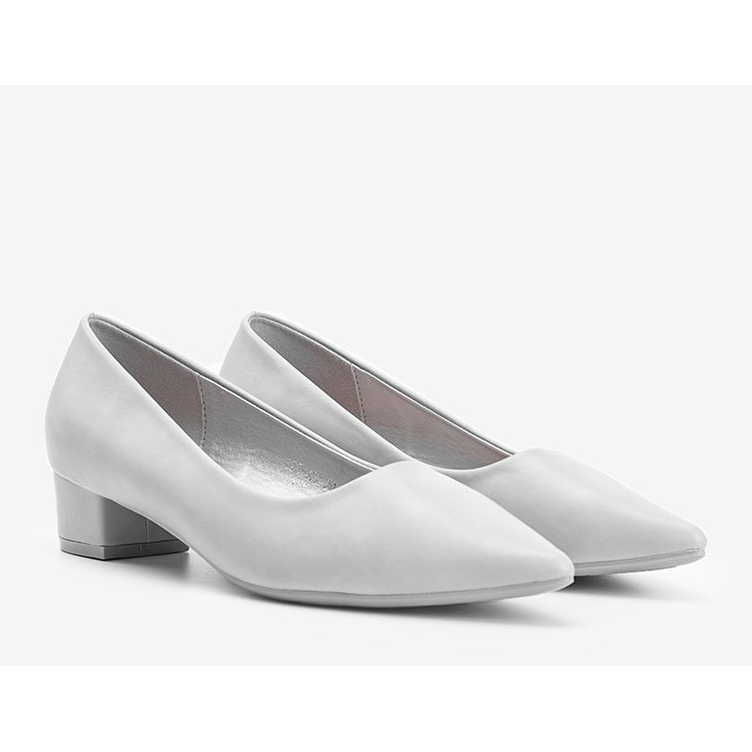 Escarpins gris sur le poteau bas Zafira 1