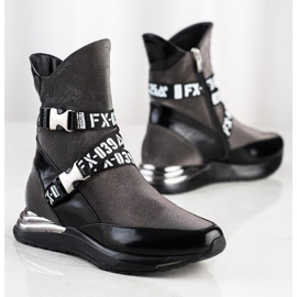 ARTIKER Chaussons De Mode le noir 1