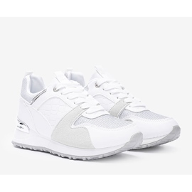 Baskets blanches avec accessoires Yoisya argentés 1