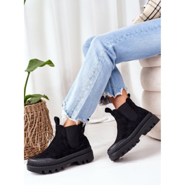 Mulanka Les travailleurs du daim sur la plate-forme noire viennent avec moi 2