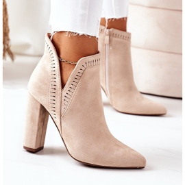 PS1 Bottes chaudes sur un bar beige Sally 4