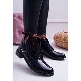 Bottines Femme Talon Plat Laquée Noir Nicole 2420 1
