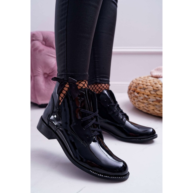 Bottines Femme Talon Plat Laquée Noir Nicole 2420 1
