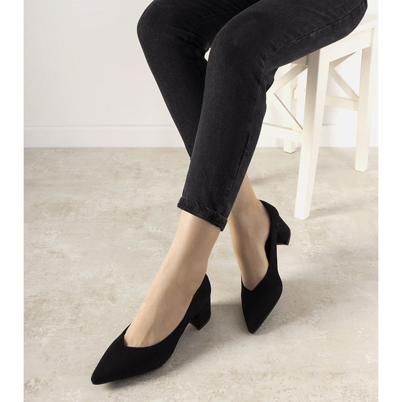 Escarpins noirs sur le poteau Floren le noir 1 Escarpins noirs sur le poteau Floren le noir 1