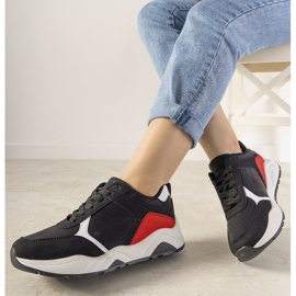 Baskets noires avec empiècements Training rouges le noir 1 Baskets noires avec empiècements Training rouges le noir 1