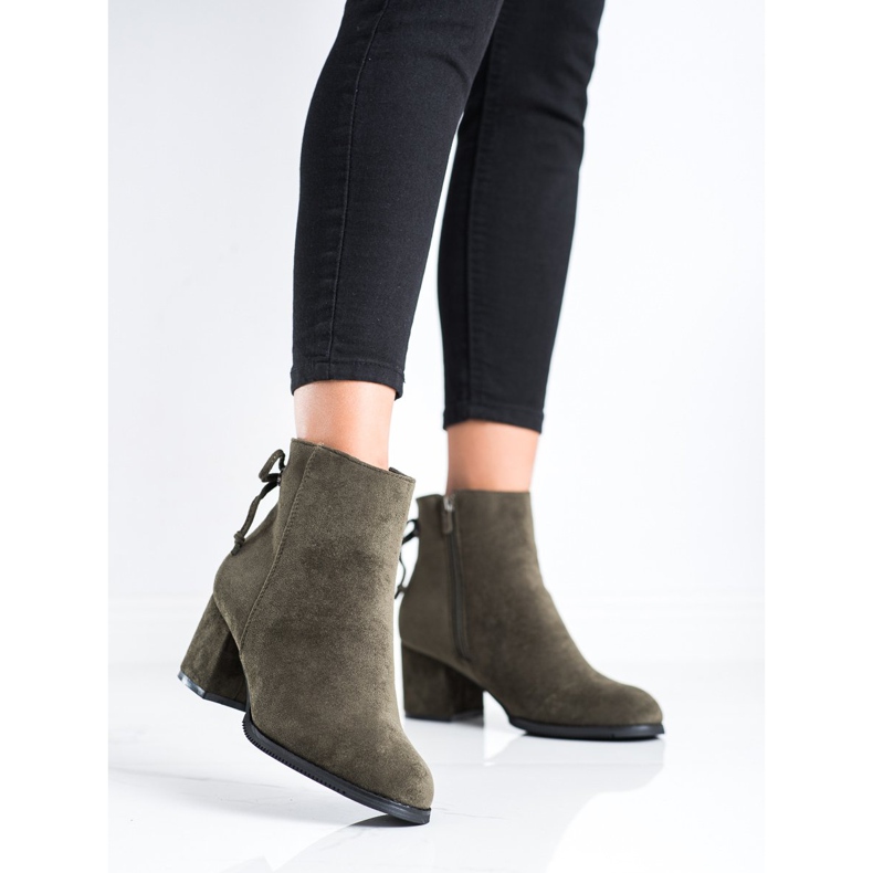 J. Star Bottes avec reliure vert 2