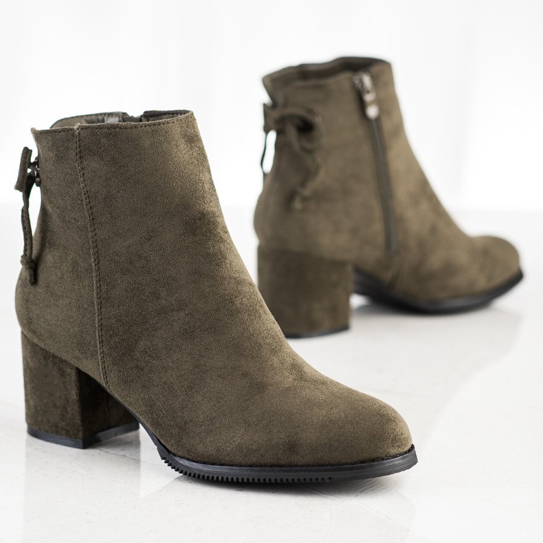 J. Star Bottes avec reliure vert 1