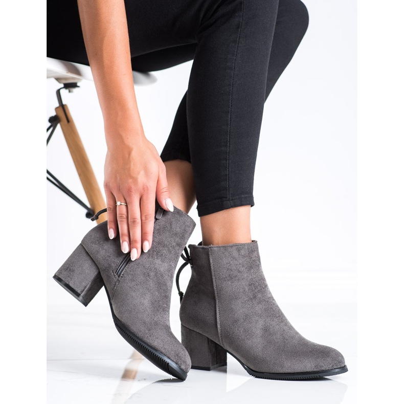 J. Star Bottes avec reliure gris 2 J. Star Bottes avec reliure gris 2