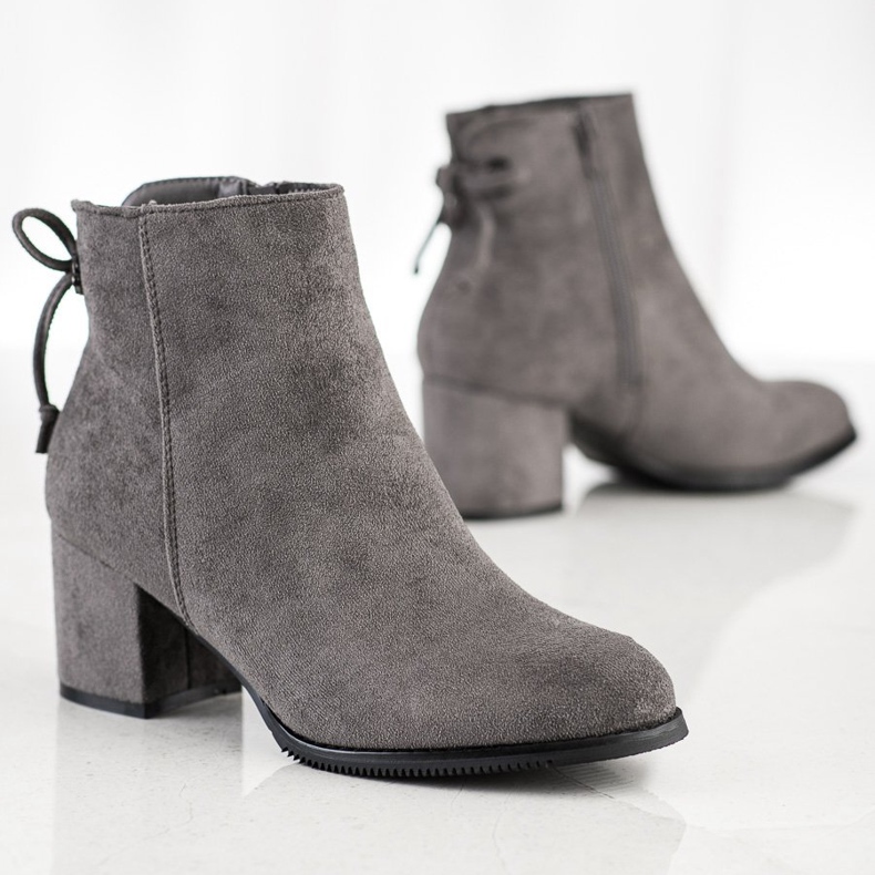 J. Star Bottes avec reliure gris 1 J. Star Bottes avec reliure gris 1