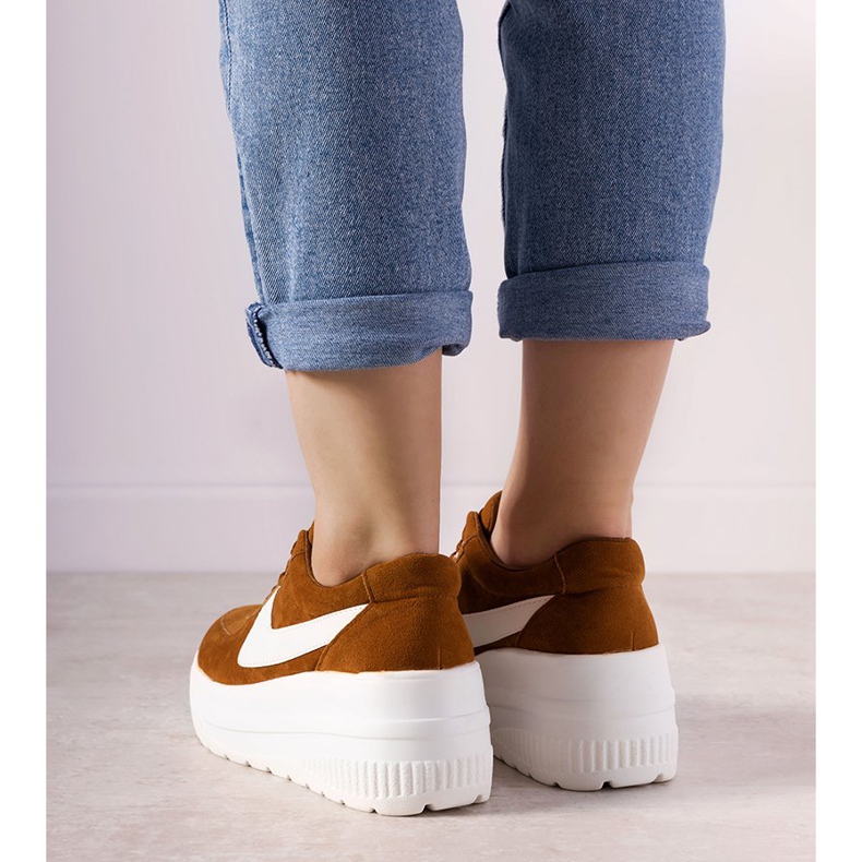 Baskets de sport marron à semelle haute Chillout brun 2