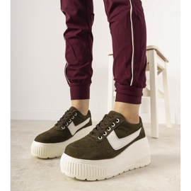 Baskets de sport vertes à semelle haute Chillout 1