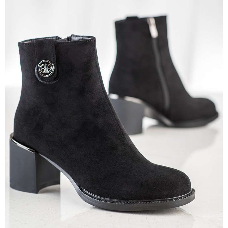 Filippo Bottines en daim sur un large pilier noir 1