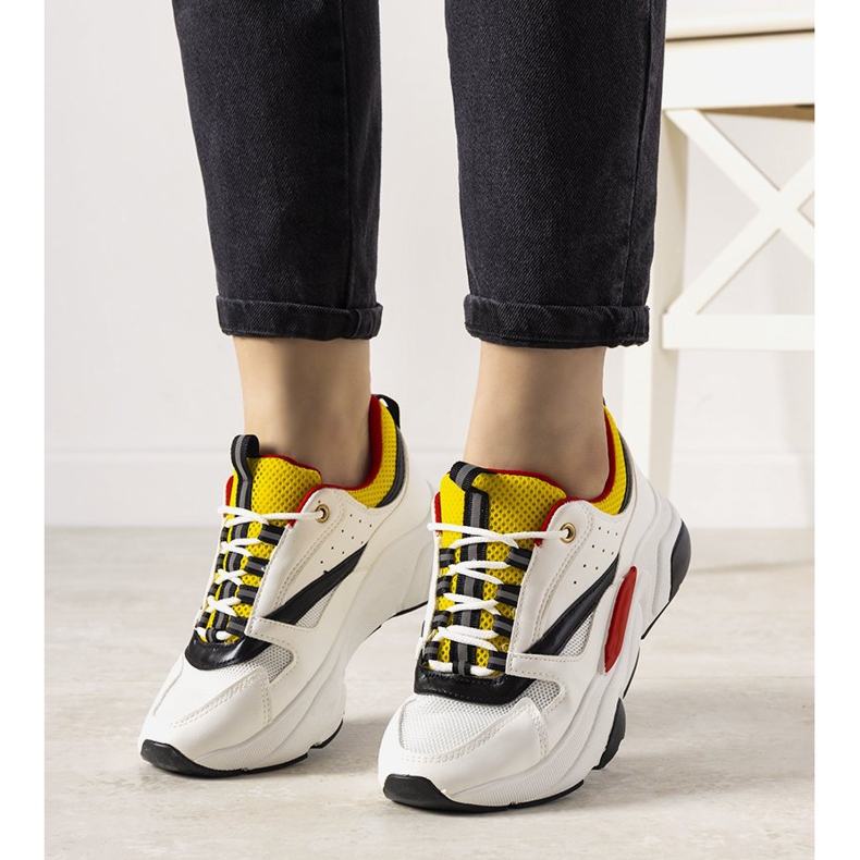 PA1 Baskets Hours blanches noir jaune 1