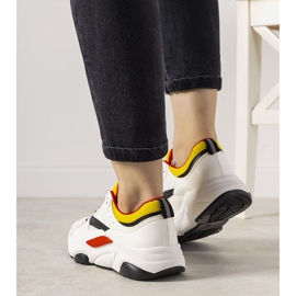 PA1 Baskets Hours blanches le noir jaune 2