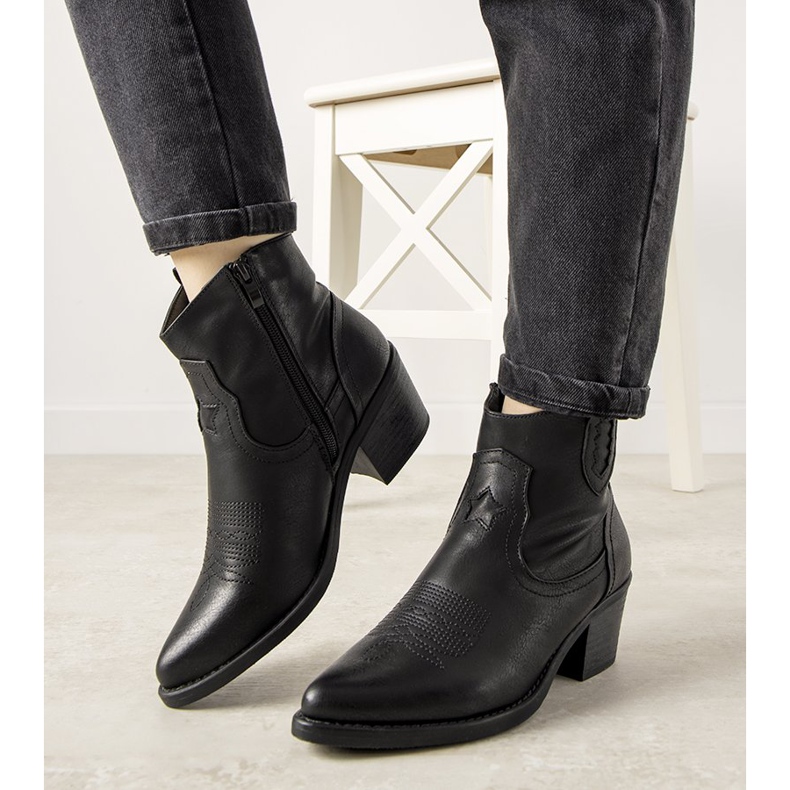 Bottes de cowboy noires à motif Mustgrow brodé le noir 1 Bottes de cowboy noires à motif Mustgrow brodé le noir 1