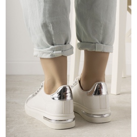 Baskets blanches mates avec semelle Shift blanche 2