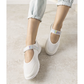 Chaussures de sport blanches avec insert holographique Melania 1