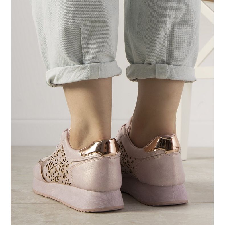 Baskets de sport roses à motif Festival ajouré 1 Baskets de sport roses à motif Festival ajouré 1