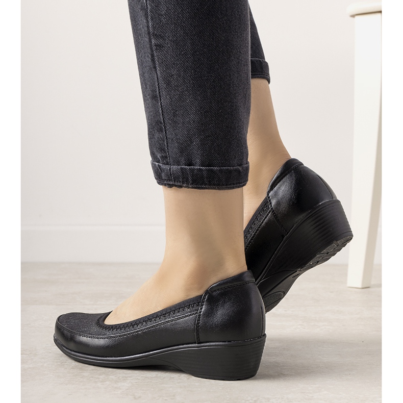 Chaussures noires sur semelle épaisse Vontare 1