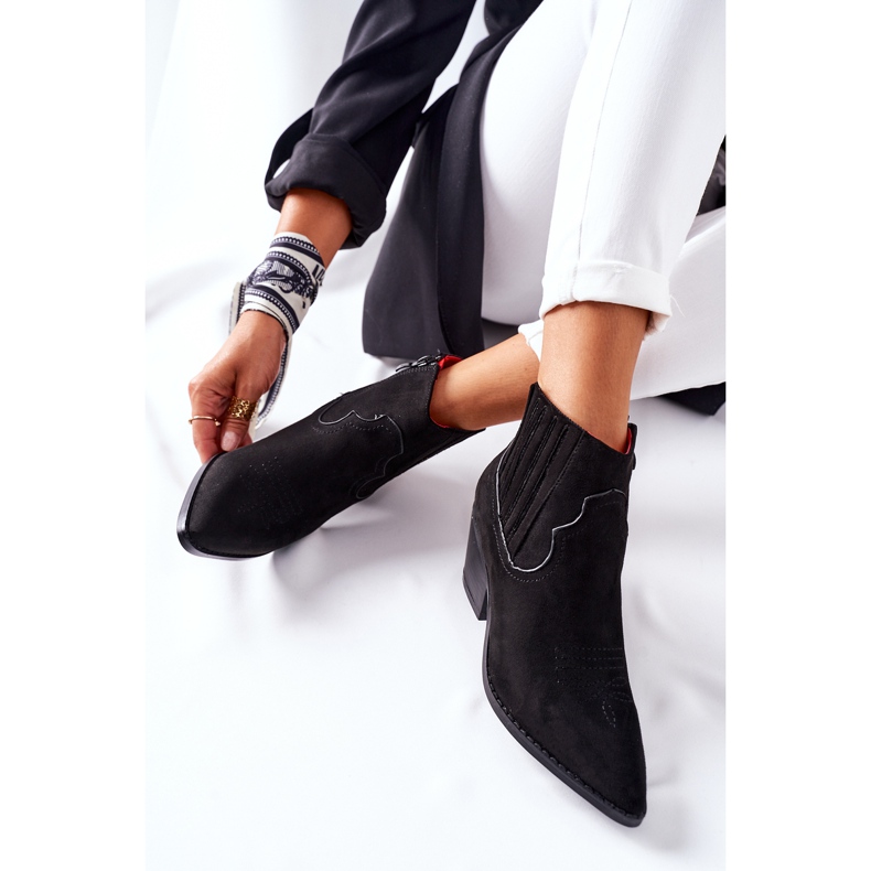 Bottes de cowboy pour femmes en daim noir Beamhurst 1