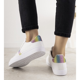 Baskets arc-en-ciel avec une finition arc-en-ciel blanche 2