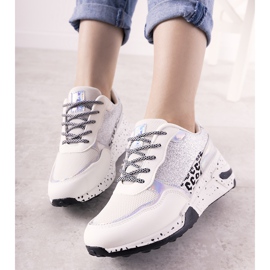 Baskets blanches avec inserts holographiques Manitoba argent 1