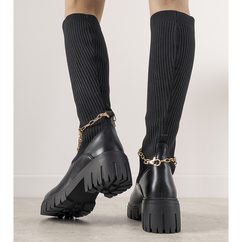 Bottes noires avec une tige de chaussette le noir 1