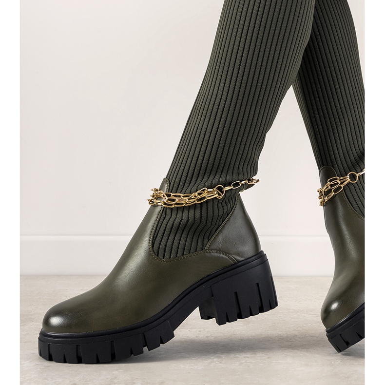 Bottes vertes avec une tige de chaussette 1