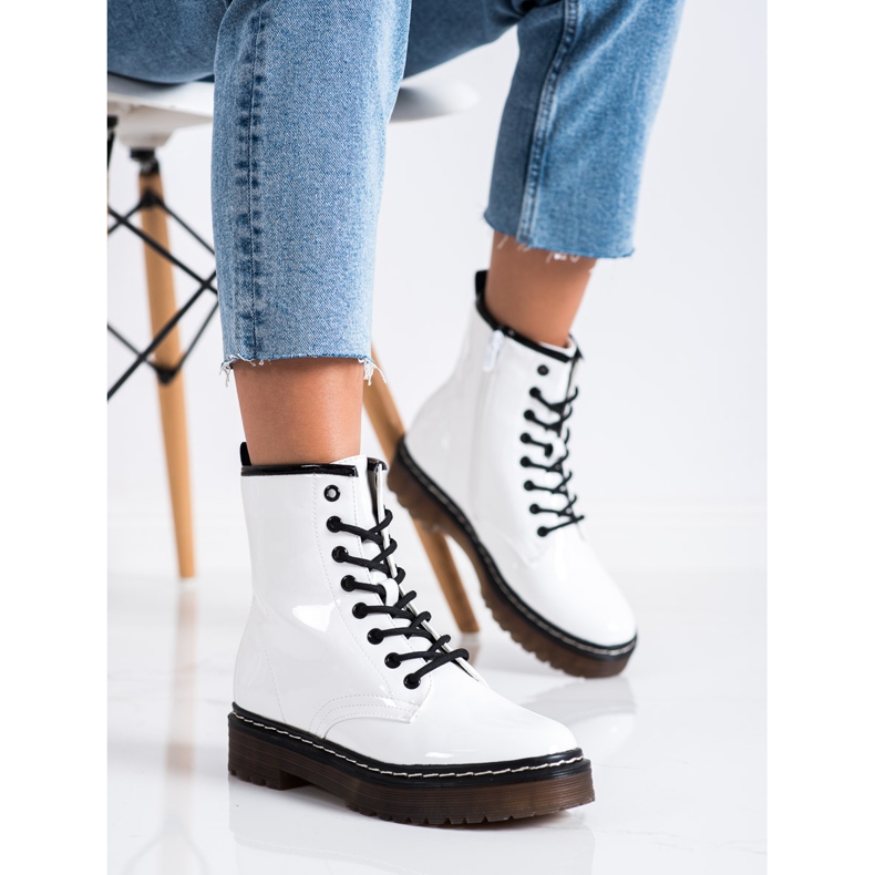 SHELOVET Bottes de travail blanches avec fourrure 2 SHELOVET Bottes de travail blanches avec fourrure 2