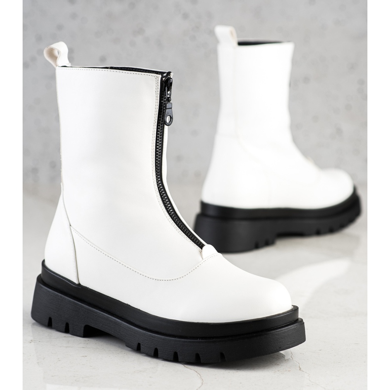 Evento Travailleurs blancs sur le curseur blanche 1