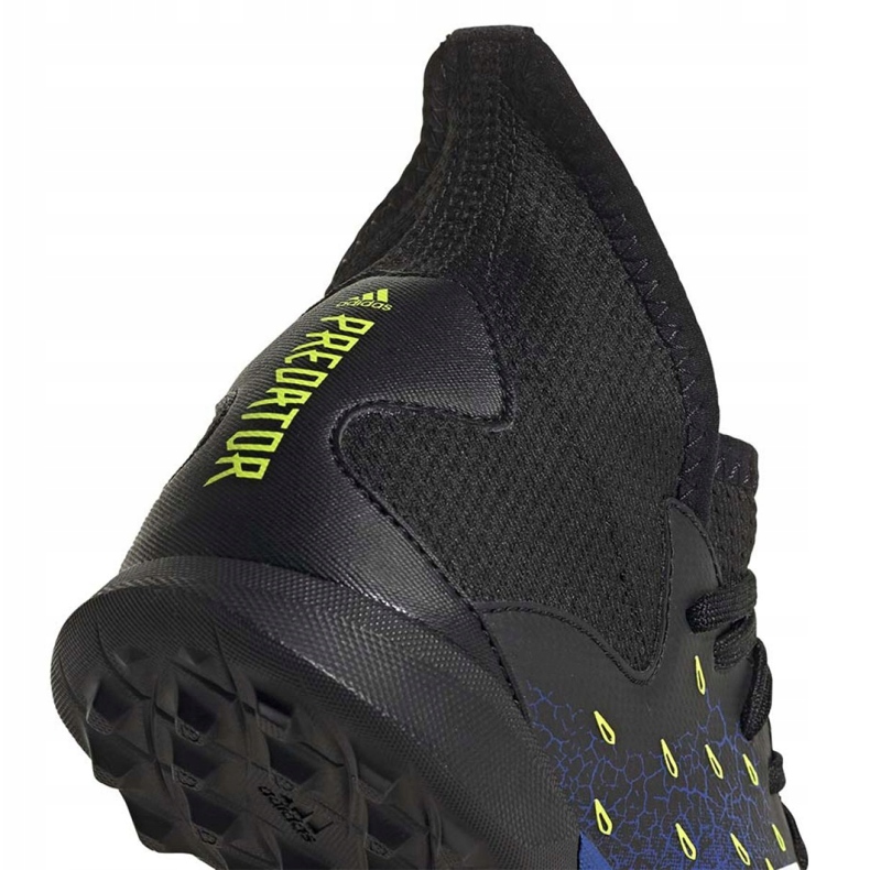Chaussures de foot Adidas Predator Freak.3 Tf Jr FY0624 bleu 6