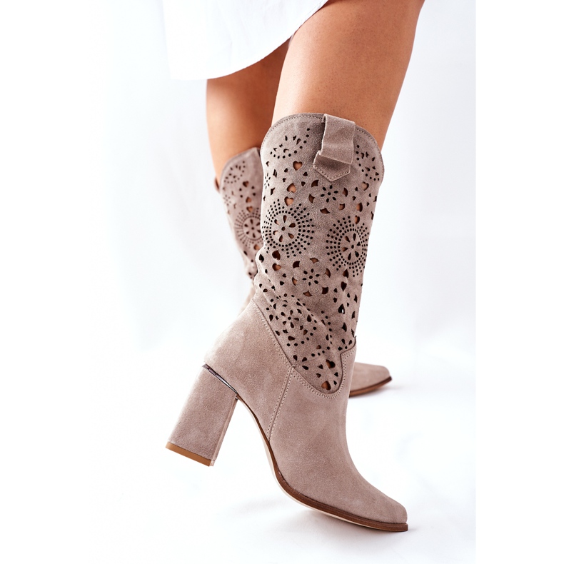 Lewski Shoes Bottes en cuir pour femmes sur un talon Cappuccino Lewski 2923 Pick Me Up beige 2