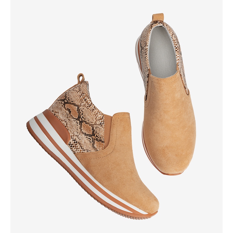 BM Baskets orange sur le compensé Infinitale 1