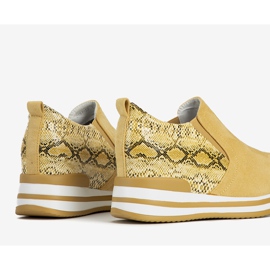 Baskets moutarde sur le compensé Infinitale jaune 1