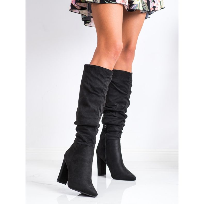 Seastar Bottes élégantes noires sur un poteau 1