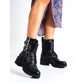 Cm Paris Travailleurs noirs avec des boucles 1