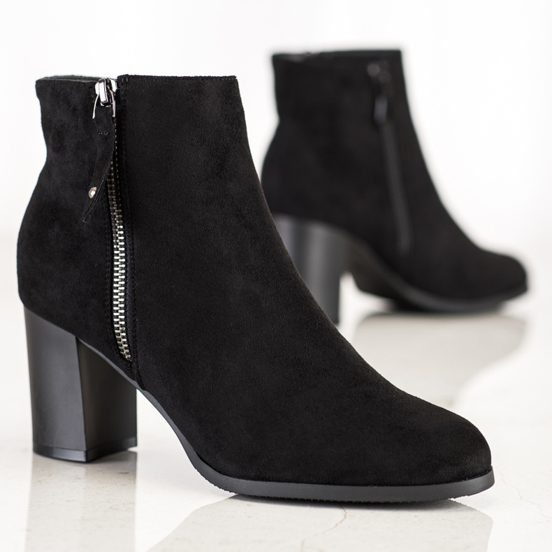 Bestelle Bottes élégantes avec fermeture éclair décorative le noir 1