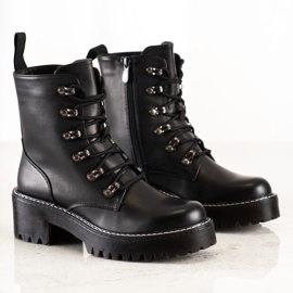 Janessa Ouvriers de la mode noir 2