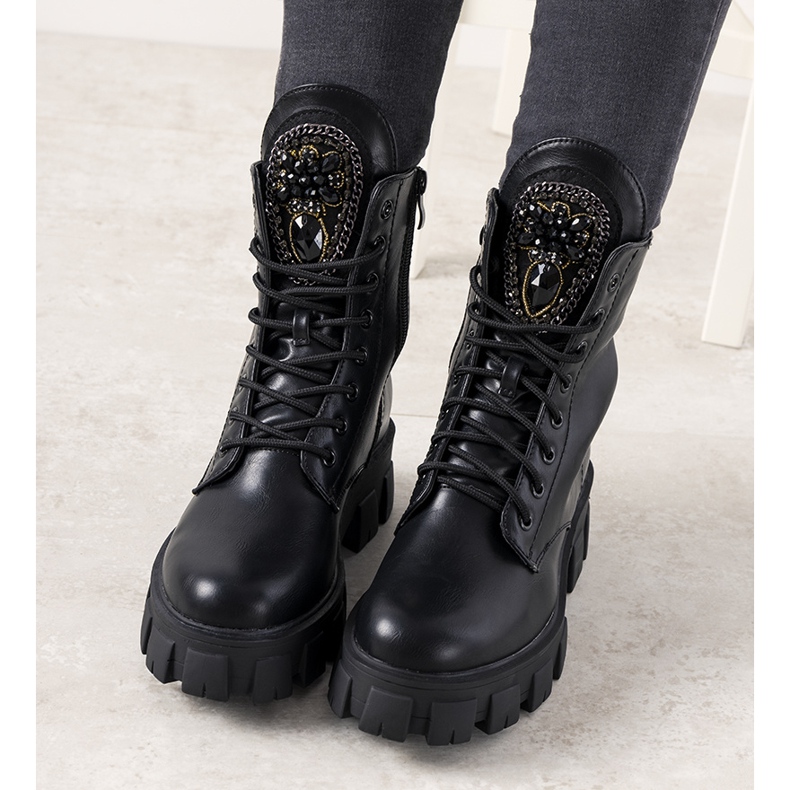 Trappeurs noirs avec langue romaine décorative le noir 1