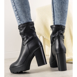 Bottines noires en tissu élastique de qualité le noir 1