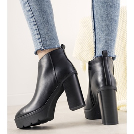 Bottes noires classiques sur le poteau pour femmes My Need 1