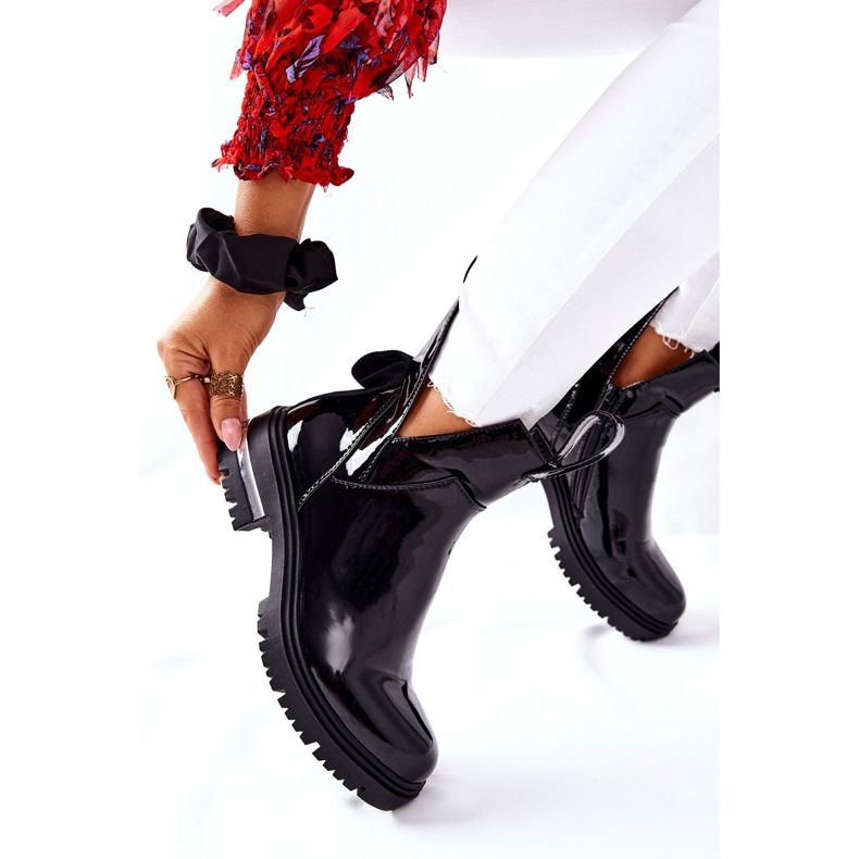 PS1 Boots Laquées Avec Découpes Femme Noir Melbourne 1