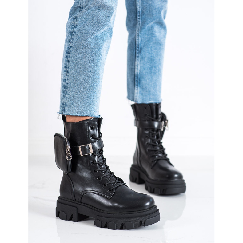 Bestelle Vokrery noir avec une poche le noir 1