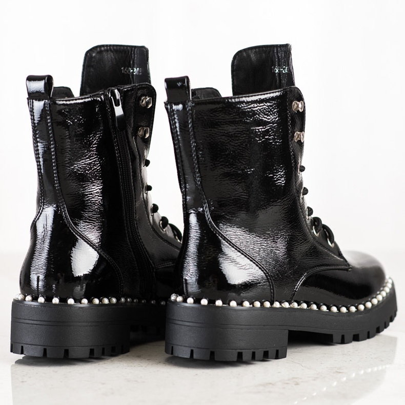 Bestelle Travailleurs noirs avec des perles le noir 1