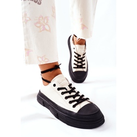 Baskets chaudes pour femmes GOE II2N4036 Blanc blanche le noir 3