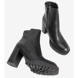 Boots noires laquées façon crocodile Minette le noir 2