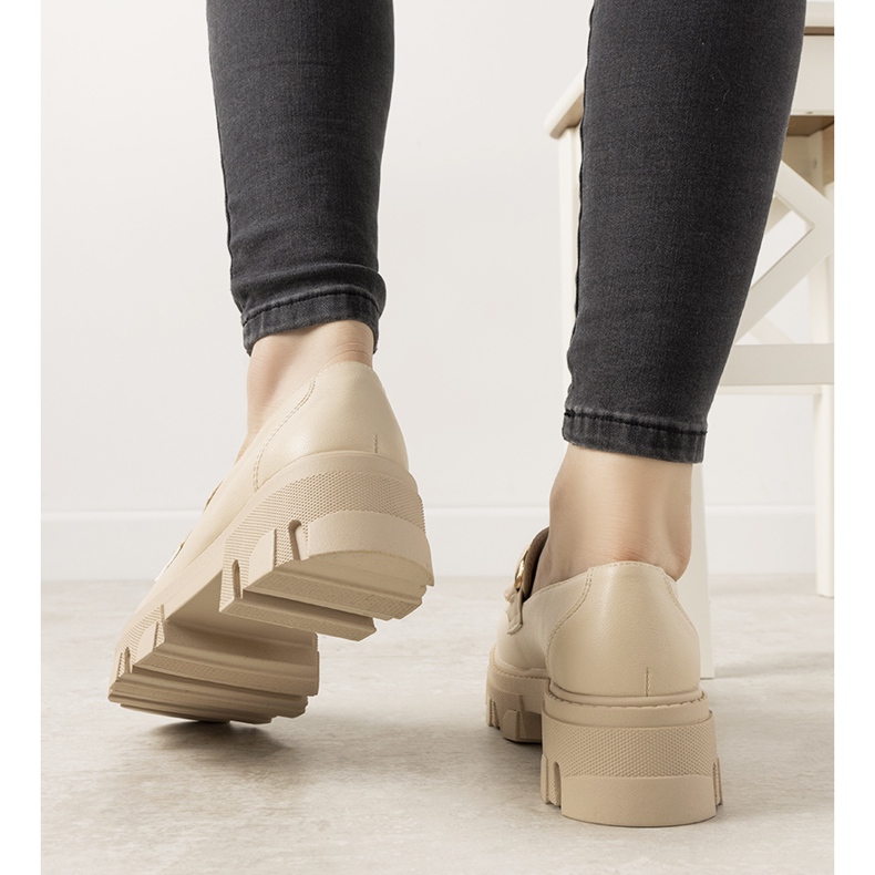 Mocassins beiges sur semelle haute Reyna 1