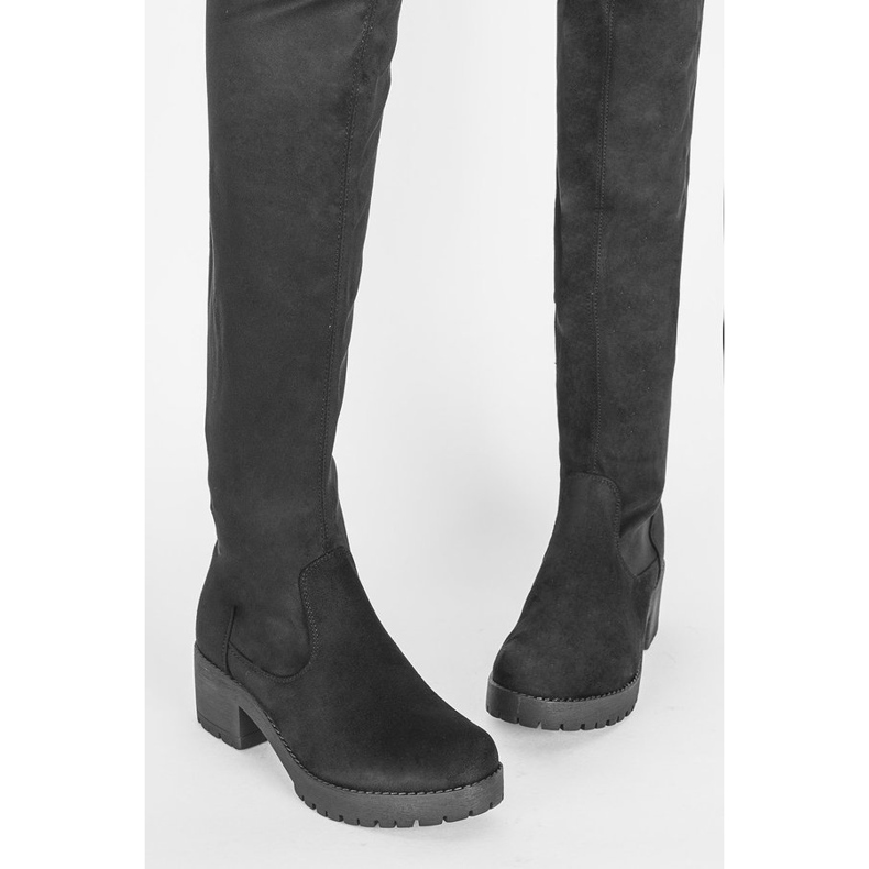 Bottes noires sur un poteau bas Roma le noir 1